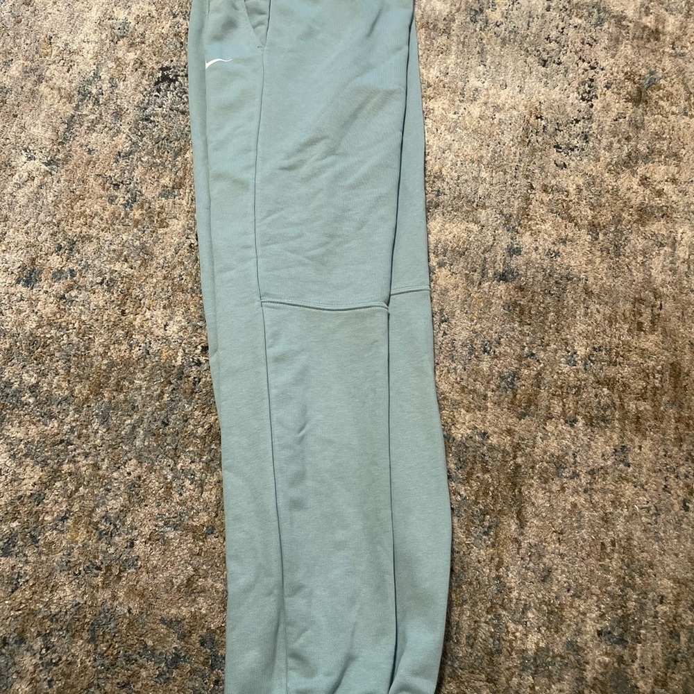 Kids Nike Pro sweatpants with pockets size XL#athleisure #sweatpants